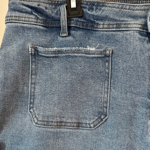 ARULA Light Blue Wide Leg Jeans - Picture 3 of 4